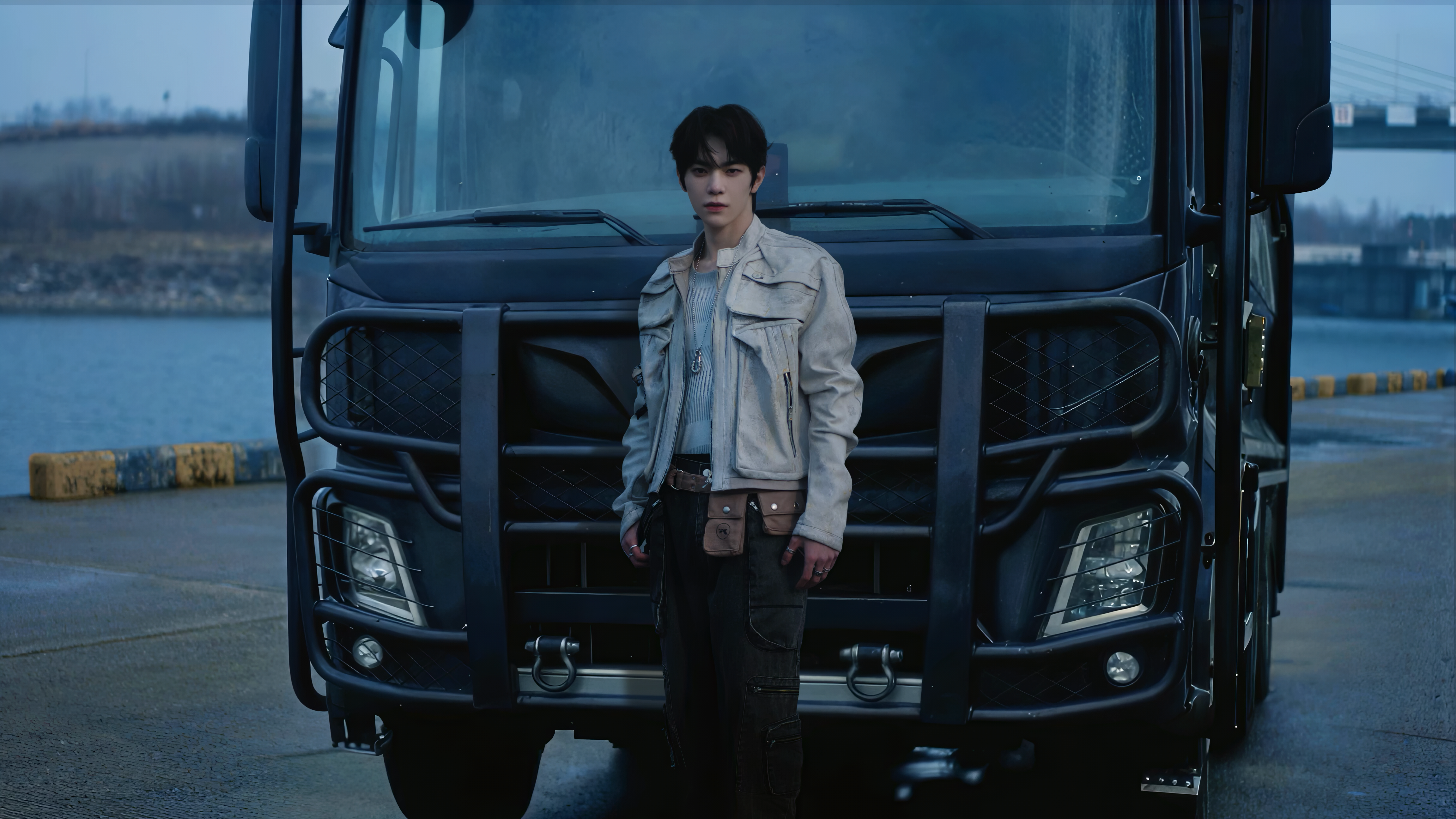 TUNEXX 내가 살아있다는 증거 MV AI VFX PART thumbnail